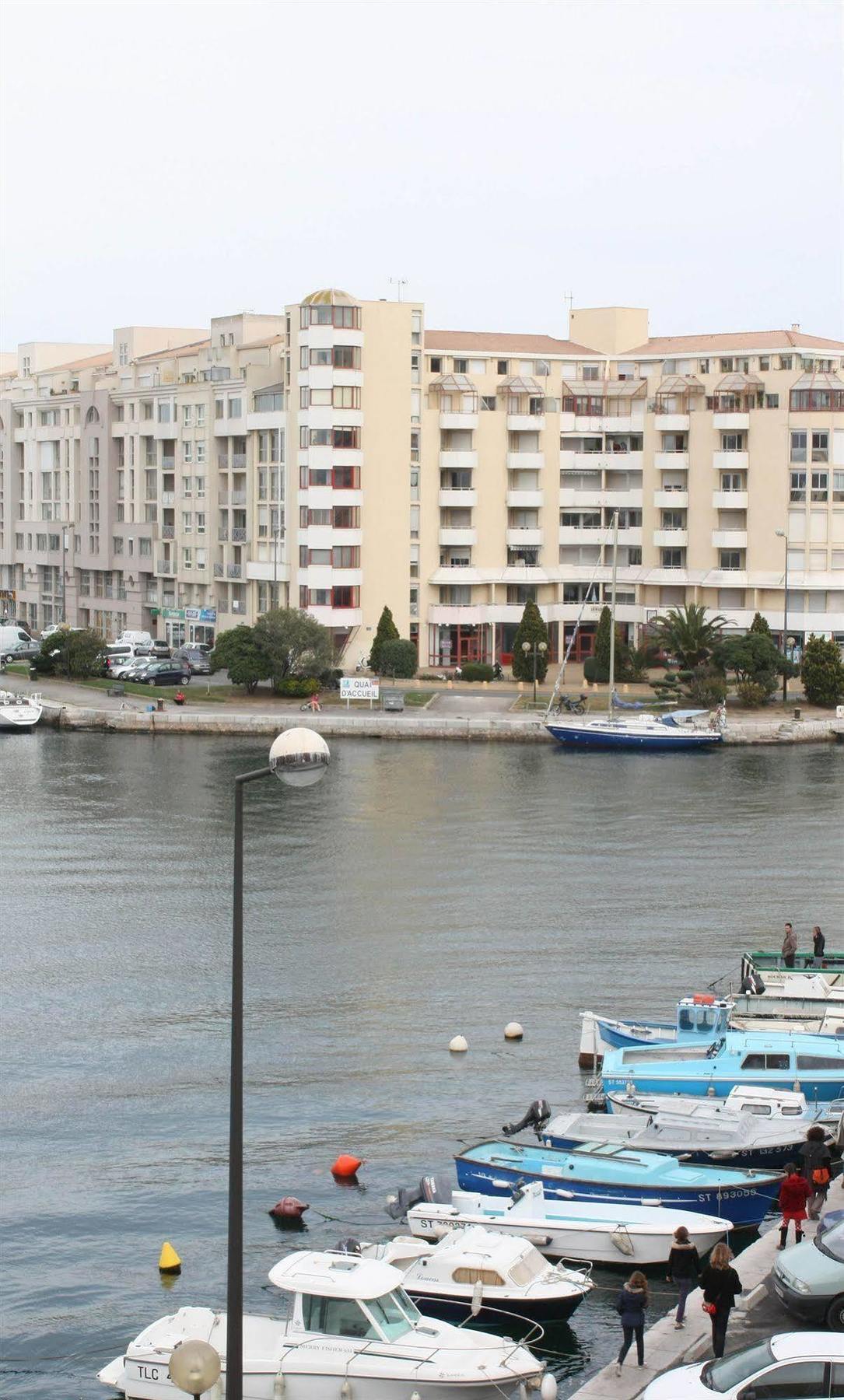 B&B Hotel Sete Centre Gare Екстер'єр фото